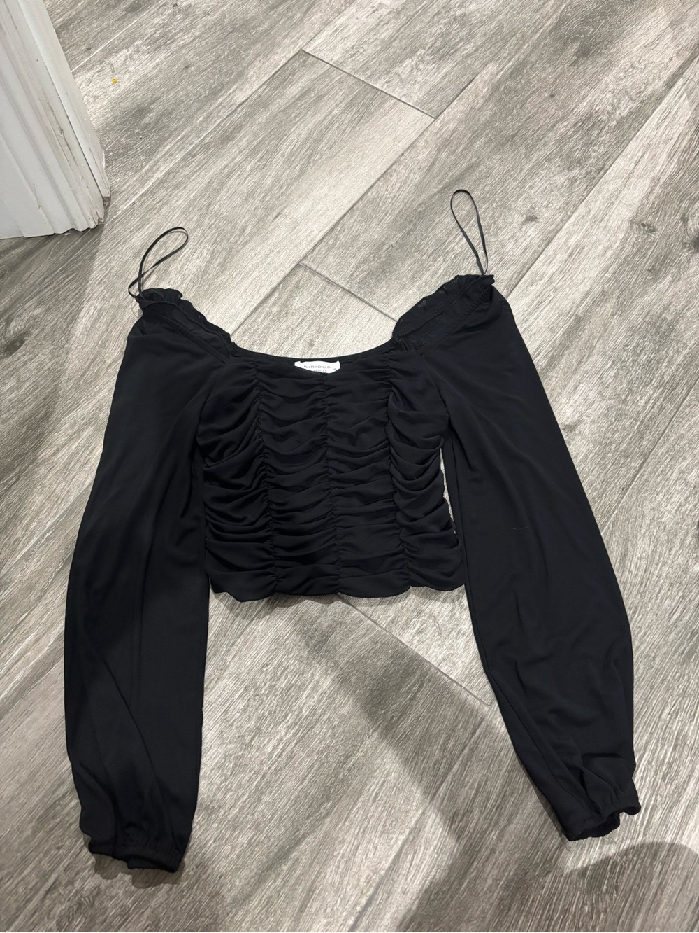 Black Ruched Long-Sleeve Crop Top with Spaghetti Straps